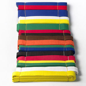 Nouvel Arrivage Ceintures de Karaté avec Logo Personnalisé Fournisseur de Ceintures d'Arts Martiaux Ceintures de Karaté en Coton Premium pour Classement OEM ODM Vente en Gros Directe Usine - Product Image 1