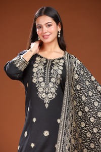 Conjunto de Salwar Kameez de Lana con Bordado Floral Negro y Chal para Mujer, Ropa Casual Tradicional Estilo India Pakistán para Fiestas y Bodas - Product Image 2