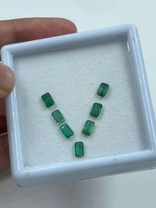 พลอยมรกตธรรมชาติคุณภาพดีที่สุดจากแซมเบีย รูปทรงสี่เหลี่ยมผืนผ้า น้ำหนัก 1.96 กะรัต ขนาด 3x5 มม. จี้ห้อยคอ เครื่องประดับชั้นดี ขายส่ง - Product Image 4