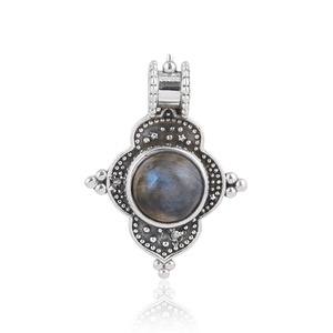 Pendentif artisanal en argent sterling 925 avec labradorite véritable, travail Rawa, bijoux fins uniques unisexes, fabricant en gros - Product Image 1