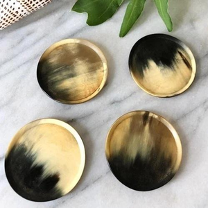 Elegantes Posavasos de Cuerno Hechos a Mano para Uso Diario, Posavasos Rústicos de Cuerno de Búfalo para Decoración del Hogar, Posavasos de Cuerno Natural con Acabado Liso - Product Image 5