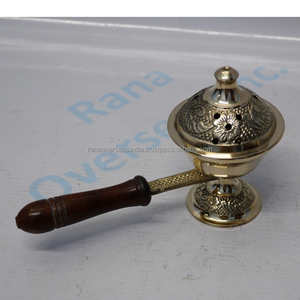 Elegante Quemador de Incienso de Latón con Asa de Madera, Quemador de Bakhoor Portátil para Aromaterapia, Rituales, Decoración del Hogar y Templo - Product Image 3