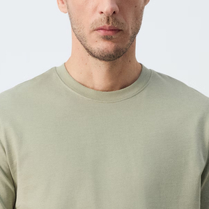 Jersey de Algodón para Caballero, Costuras Superiores, Diseño Premium, Corte Relajado, con Diseño de Logotipo Personalizado, Cuello Redondo, Diseño Casual - Product Image 2