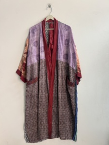 Kimono boho de seda sari, ropa de estar vintage india, bata de crepé, vestido largo estilo boho - Product Image 5