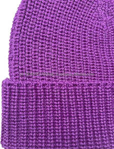 Unisex 100% Acrylic Winter <b>Beanie</b> Caps Quality Folded <b>Streetwear</b> Dot Customizable OEM/ODM Logo Breathable Designed <b>Beanies</b> - Product Image 3