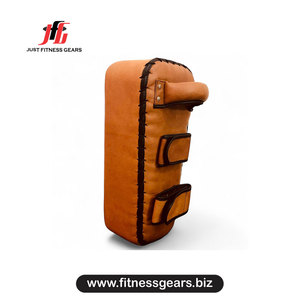 Équipement de fitness Just Fitness Gears, protège-tibias en cuir pour entraînement de kickboxing, fermeture velcro réglable, design noir et jaune, équipement d'arts martiaux pour adultes - Product Image 2