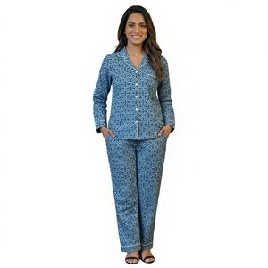 Conjunto de Pijama de Algodón para Mujer, Tejido Térmico, Estampado a Mano con Bloques de Índigo, Corte Cómodo y Relajado, Ropa de Dormir - Product Image 1
