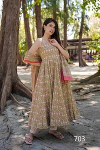 Nuevo Conjunto de Salwar Kameez de Diseñador de 3 Piezas con Estampado Hermoso y Dupatta, Muselina Pura con Estampado Digital, Ropa Formal para Mujer para Todas las Temporadas - Product Image 3