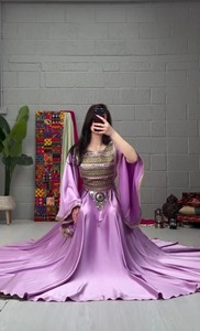Robe traditionnelle afghane Kuchi pour femmes, robe décontractée en satin de soie violet, manches cloche, broderie dorée élégante, robe longue maxi - Product Image 4