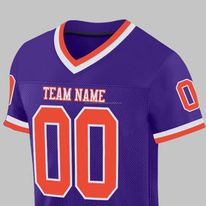 Ensemble d'uniformes de football personnalisés de haute qualité OEM Maillot de football élégant de haute qualité pour hommes avec logo imprimé Vente en gros d'usine - Product Image 3