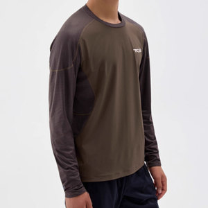 Chemise en tricot gaufré de haute qualité, matière respirante, toucher doux, conçue pour un confort durable. - Product Image 5