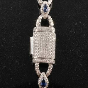 Collier hip-hop tendance en moissanite pour femmes et hommes, disponible à la vente - Product Image 3