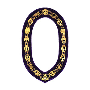 Collier Maîtres de la Légion Royal Select, plaqué or, avec symboles et emblèmes géométriques dorés, en velours violet, pour cérémonie et tenue de cérémonie de loge - Product Image 1