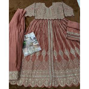 Vestido Anarkali de Diseñador con Bordado Meenakari, Traje Tradicional Étnico para Bodas, Ropa Festiva de Lujo con Bordados Elaborados - Product Image 6