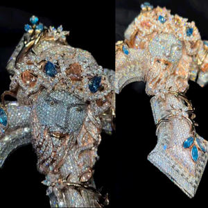 จี้พระเยซูรูปกางเขนประดับเพชรโมอิสซาไนต์แบบสั่งทำพิเศษ ดีไซน์หรูหรา เงินแท้ 925 ชุบทอง สไตล์ฮิปฮอป ได้รับการรับรองจาก GRA - Product Image 5