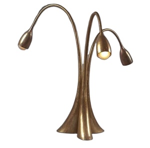 Lampe de table moderne en aluminium avec abat-jour en tissu, design durable fait main, pour chambre à coucher, salon, cadeau de Diwali, auto-adhésive - Product Image 1