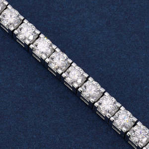 Pulsera de tenis gruesa estilo hip hop chapada en oro con moissanita de corte princesa y piedras brillantes, joyería fina - Product Image 2