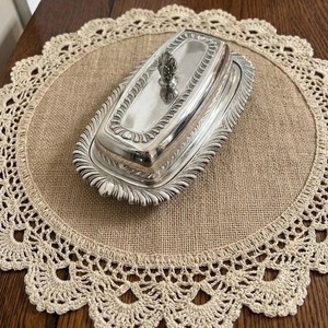 Traditional Style Silver Metal Butter Dish Classic Butter <b>Storage</b> Container For sed For Storing Butter Fresh And Hygienic - Product Image 1