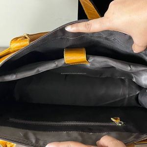 Manufacturers Wholesale OEM 2025 <b>Tooled</b> Leather <b>Tote</b> <b>Bag</b> Genuine Cowhide Leather Vintage Luxury Designer Handbags for Women's - Product Image 6