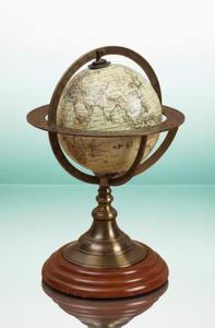 Globe terrestre topographique professionnel avec montagnes en relief et océans bleus profonds, monté sur un support en acier inoxydable poli - Product Image 4