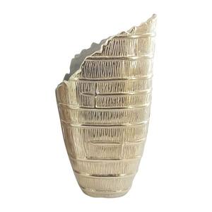 Vase en aluminium doré de qualité supérieure pour la décoration des halls d'hôtel et des banquets - Product Image 2