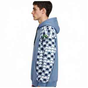 เสื้อฮู้ด NEXTEX รุ่น Unisex Cloud Grid Pullover สีฟ้าพาสเทล ผ้าฝ้ายฟลีซเนื้อนุ่ม อุ่นสบาย พิมพ์ลายกราฟิก - Product Image 3