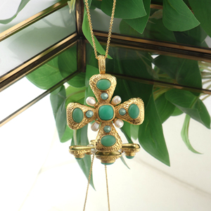Collier plaqué or de haute qualité avec chrysochaldéon et pendentif aqua CZ, breloques en perles plaquées or 18 carats, bijoux de créateur. - Product Image 4