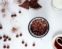 Flocons de chocolat croustillants séchés, marque privée, 250 g et 500 g, céréales saines pour le petit-déjeuner, sans OGM, qualité export premium