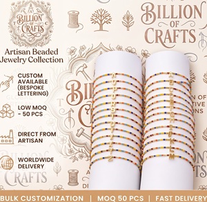 Ensemble de bracelets perlés alphabet A à Z pour usage quotidien, avec breloques lettres dorées, vente en gros - Product Image 6