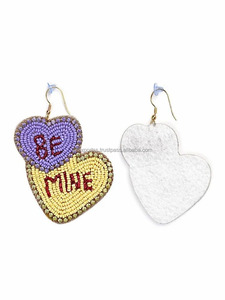 Pendientes Colgantes Unisex de Moda con Diseño de Bordado 'Be Mine' Multicolor y Cuentas de Semilla, Tamaño Personalizado, Artificiales, Gran Venta - Product Image 5
