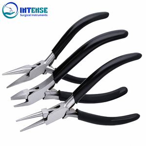Pince coupante latérale professionnelle pour bijoux, coupe-fil de précision en acier inoxydable avec poignée noire confortable - Product Image 1