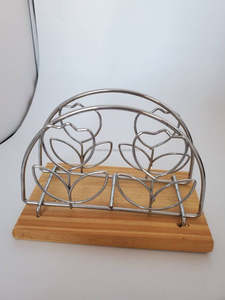 Servilletero Vintage Tulipán en Acero Inoxidable con Detalles en Madera, Perfecto para una Decoración de Cocina Primaveral Encantadora - Product Image 5