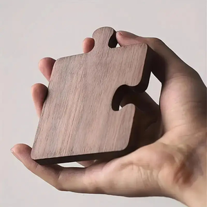 Sous-verre en bois contemporain multifonctionnel résistant à la chaleur, fait main et personnalisé, pour tasses à café et verres - Product Image 4