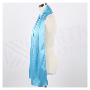 Écharpe longue en satin pour femme, bleu clair uni, accessoire de mode élégant, toutes saisons, doux pour la peau, 100% soie - Product Image 3