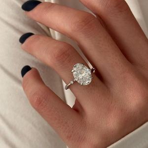 Anillo de Compromiso con Diamante Ovalado de 4 Quilates, Cultivado en Laboratorio, E VVS2, Inspirado en la Naturaleza, en Oro Blanco de 14k, Certificado por IGI - Product Image 5