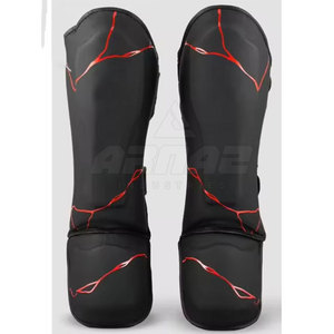 Protège-tibias sportifs légers avec design respirant et confortables pour une performance active - Product Image 4