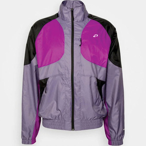 ชุดวิ่งผู้ชายแบบ 2 ชิ้น ผ้าไนลอนระบายอากาศได้ดี พร้อมแถบสะท้อนแสง UV ชุดกันลมแบบมีซิป เสื้อแจ็คเก็ตและกางเกงขาสั้น - Product Image 4