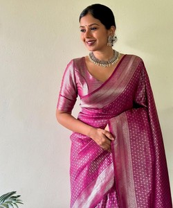 ÚLTIMO MODELO DE SAREE DE SEDA LICHI CON TRABAJO DE JACQUARD Y BLUSA SIN COSTURAR RANI 84863, sarees indios - Product Image 3