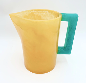 Carafe/Pichet rétro en résine orange avec poignée, pour eau, boissons, décoration de table, jus et boissons d'été - Product Image 5