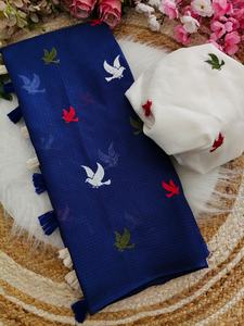 Sari de Fiesta Premium de Tela Suave Kota Doriya con Bordado Multihilo y Pallu, Blusa con Borlas de Algodón Pesado y Adornos de Hilo - Para Todas las Estaciones - Product Image 5