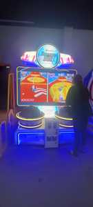 Machine d'arcade Dream Ball 2 joueurs, à monnayeur, 500W, jeu vidéo de fitness sportif avec trackball géant rotatif à 360 degrés et 18 niveaux - Product Image 3
