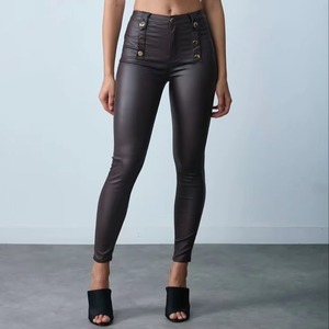 Pantalones de cuero para mujer con diseño de logotipo personalizado - Product Image 1