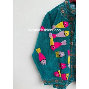 Veste en velours respirant brodée à la main, motif poisson, manches longues, style ouvert, pour femme, idéale pour l'hiver, prix de gros - Product Image 4