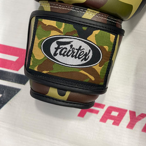 Echte Rindsleder Fairtex x AAPE Limited Edition Camo Boxhandschuhe OEM Maßanfertigung mit Klettverschluss Professionelle Muay Thai Handschuhe - Product Image 3