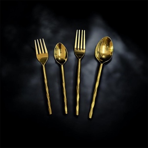 Paniers de rangement en métal géométriques modernes, ensemble de 4 pièces avec poignées torsadées pour le stockage alimentaire et la salle à manger - Product Image 2