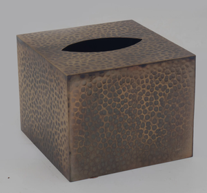 Porte-boîte à mouchoirs créatif en aluminium martelé doré de forme carrée, style classique et écologique, pour la maison et la restauration - Product Image 4