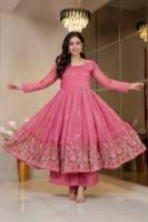 Ensemble robe Anarkali, palazzo et dupatta de qualité supérieure, en soie douce et froissée, avec broderies, paillettes et travail au fil, prêt-à-porter.