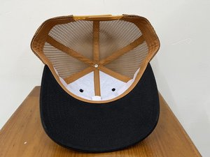 หมวกแก๊ปทรงทรัคเกอร์สีดำล้วน ปักลาย 2 มิติ/3 มิติ แบบกำหนดเอง หมวกแก๊ปทรงทรัคเกอร์ปักโลโก้ตามสั่ง 6 แผง โค้งมน ผลิตในเวียดนาม - Product Image 5