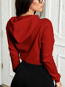 เสื้อฮู้ดครอปผู้หญิง สีพื้น แขนยาว ผ้าถัก ผ้าฝ้าย ใส่ได้ในฤดูใบไม้ร่วง สีแดง สไตล์ลำลอง - Product Image 2