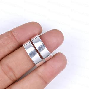Trendy Simple 925 Sterling Silver <b>Ring</b> <b>Set</b> Minimalist Matching Bands For Couples Smooth Plain Silver <b>Ring</b> Custom Logo Wholesale - Product Image 6